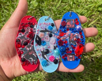 Llavero retro de hotel/motel de chatarra de Spider-Man