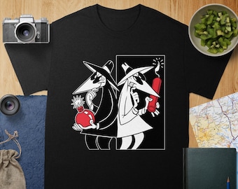 Vintage 2001 Spy Vs Spy Mad Magazine Cartoon T-shirt / 90s Graphic