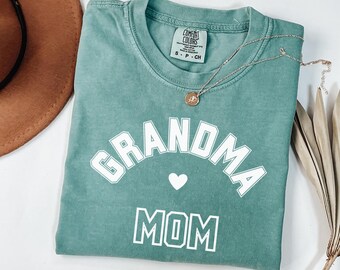 Tees For Grandma, Grandma To Be Shirt, New Grandma Shirt, Baby Announcement, Grandma To Be Shirt, New Grandma Tee, Gift For New Grandma