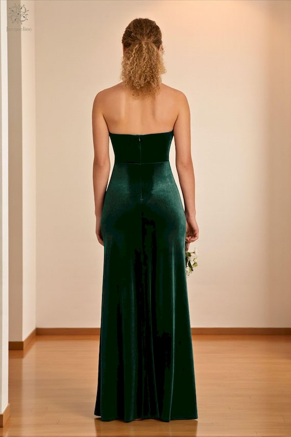 green emerald velvet dress Girl in Mind Alessia Velvet Halter Neck Midi Dress in Green – She Selected main image 1