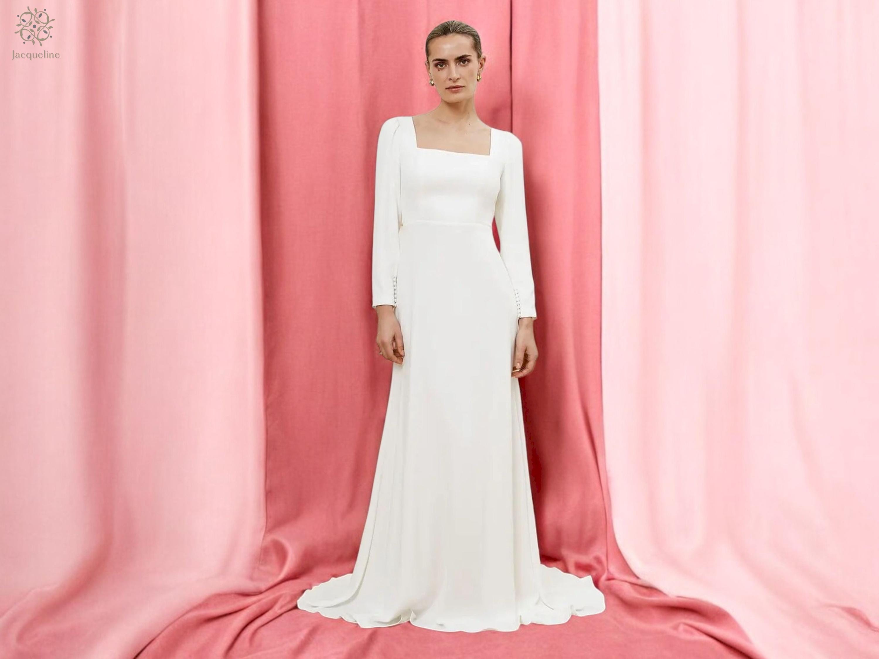 Classic Wedding Dress with Squared Neck, Simple Long Sleeve Wedding Dress, Formal Wedding Dress, Minimalist Wedding Dress, Bridal Dress.