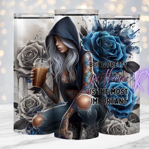 Pretty Within, citazioni positive, design da 20 once in formato PNG, digitale, ragazza tatuata, stampa a sublimazione, bestseller, rose, Rhiannon Thatcher