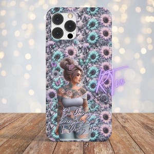 Sublimationsdesign, Tattoo Girl, freche Zitate, Telefonhüllen Designs, Sublimationsdrucke, Rhiannon Thatcher, Destroy Her, Tattoo Girl designs
