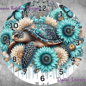 Peut inclure: Un cadran de montre rond avec une tortue de mer entourée de tournesols turquoise, de papillons et de fleurs crème. Le cadran est numéroté de 1 à 12. On peut lire "Rhiannon Thatcher Designs" et "Digital Download".