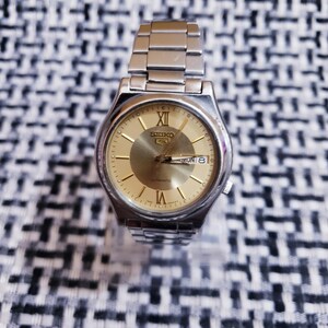 Montre-bracelet automatique Seiko 5 pour homme vintage (7S26)