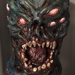 1:1 LifeSize DOOMED MK2 Horror Display Büste