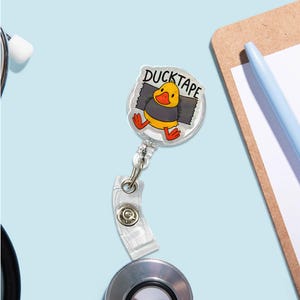 Bobine d'insigne de bande de canard drôle - support d'identification de jeu de mots de canard pour l'infirmière, l'enseignant, le bureau, le clip pour porte-nom, le cadeau original pour un collègue ou un amoureux des jeux de mots