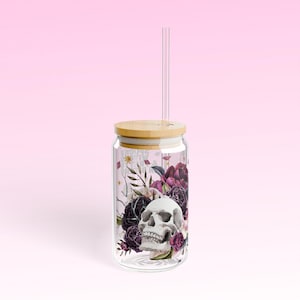 Copo de vidro com pingente de caveira rosa gótica de 473 ml, decoração para festa de Halloween, decoração gótica para casa, utensílios para bebidas com tema de bruxa, presente de cozinha com caveira rosa, gótico