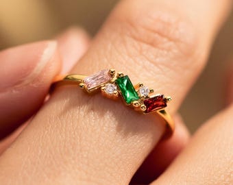 Multi Geburtsstein Ring für Mama, personalisierter Familienring, 1-6 Steinen, bunter Edelsteinring, Muttertagsgeschenk, zierlicher Goldring Größe 5-11