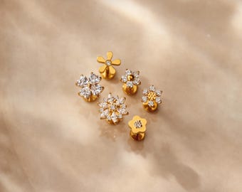Titanium Flower Studs Set - 18G Cartilage Helix Lobe Piercing | 100% Pure Titanium, 24/7 Comfort, Waterproof & Hypoallergenic, Gift Boxed