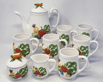 1970s Vintage 3D Figural Garden Vegetable Ceramic Tea Set 9-pc Pitcher w/ Lid, Creamer w/ Lid, Sugar Bowl w/ Lid, x6 Tea Cup Mugs RARE Set