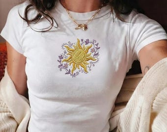 Camiseta vintage de Rapunzel con bordado de sol para bebé, camiseta corta de princesa celestial inspirada en Enredados, top de viaje de chicas Disney 2026