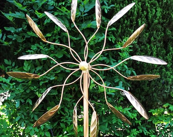 Stanwood Wind Sculpture: Kinetic Copper Dual Spinner - Spinning Ficus Leaves
