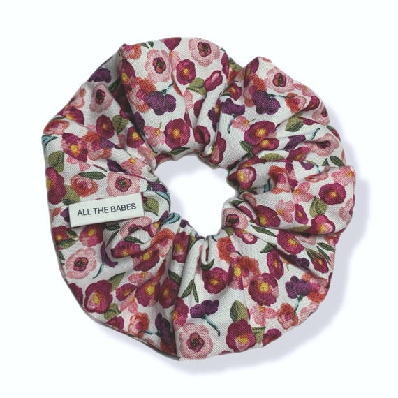 Hair Scrunchies, Made of 100% Cotton. Pink, Burgundy and Berry colored flowers on an off white background. Super comfortable to wear.