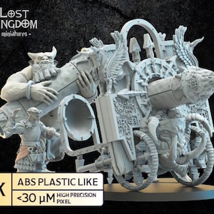 Puede incluir: Modelo en miniatura gris detallado de un arma de asedio de fantasía con múltiples figuras. El modelo incluye un cañón grande, ruedas y detalles intrincados. El texto "LOST KINGDOM miniatures" y "ABS PLASTIC LIKE" son visibles.