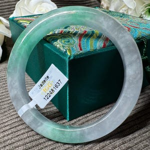 Elegant Jade Bangle 57mm – Natural Light Green Feng Shui Gift for Her