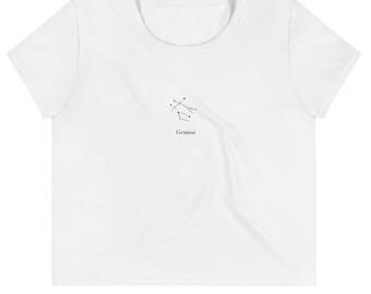 Custom Zodiac Constellation Crop Top – Minimal Star Sign Tee – Personalized Astrology Gift Shirt