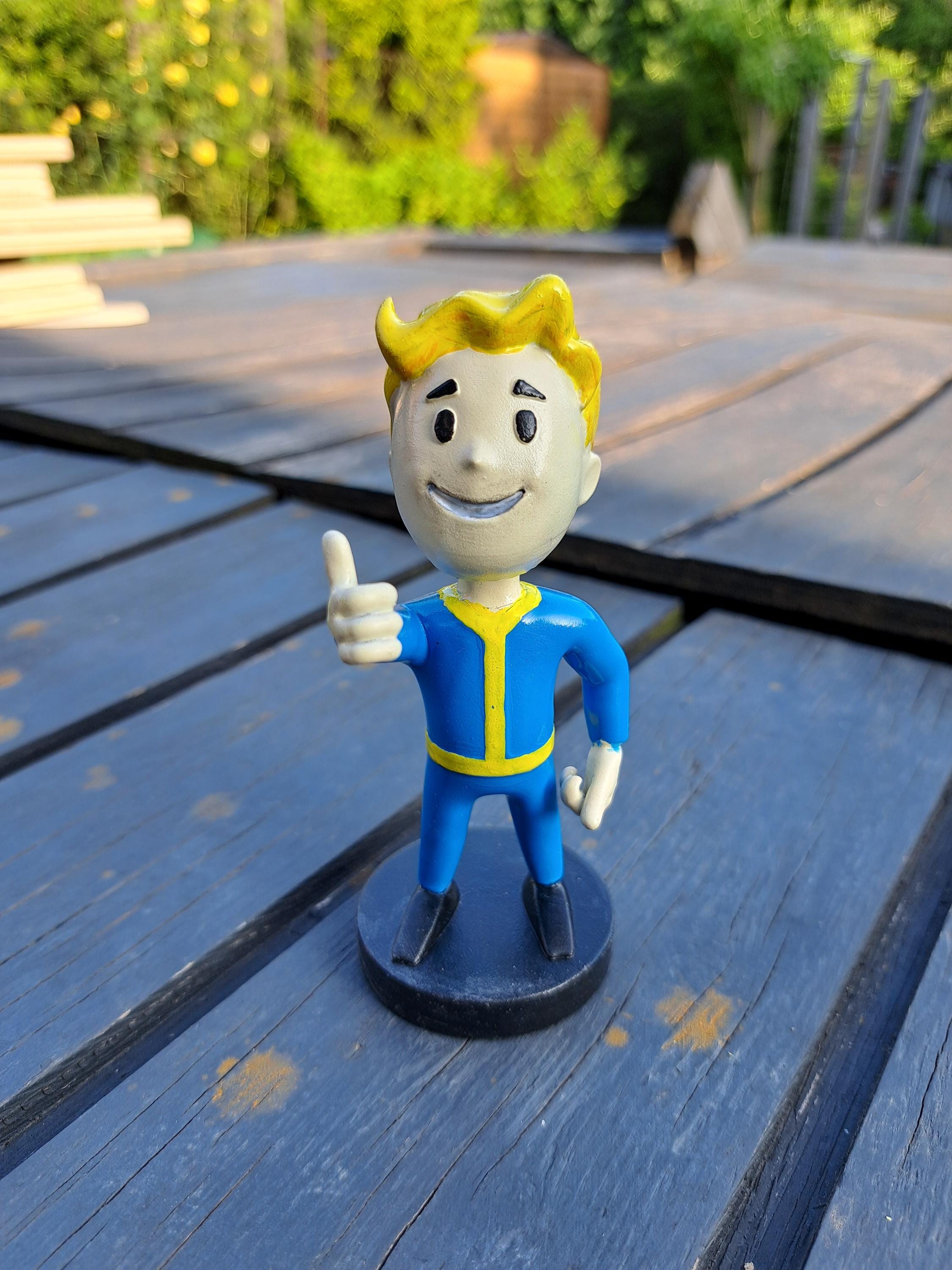 Fallout Fan Art Souvenir Vault Boy Figure Vault-boy Statue
