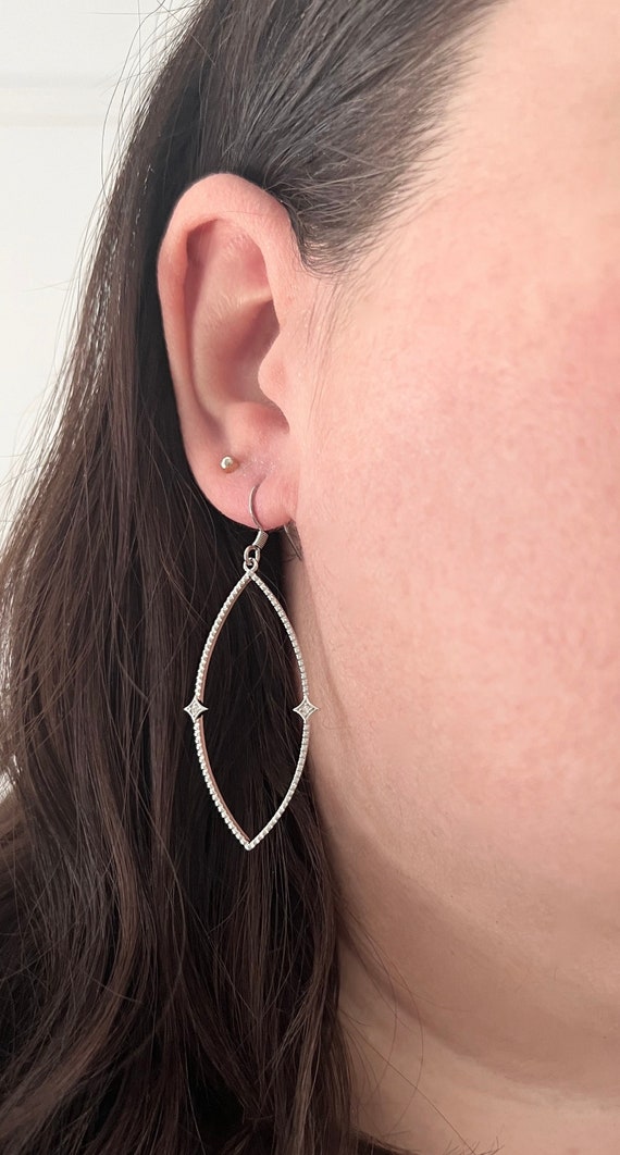 Elegant silver drop earrings sale