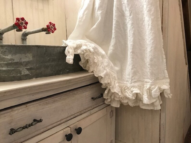 Over Sized Washed Linen Ruffled Bath TowelsPair of Ruffled Etsy