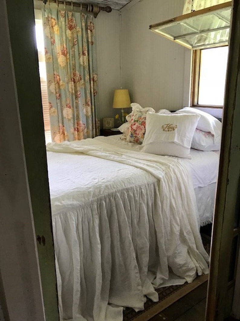 Romantic Style Bed Linens Queen Gathered Spread Washed Image 0