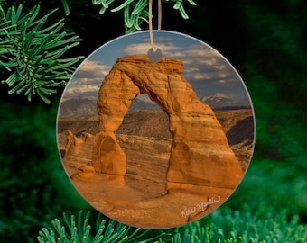 Delicate Arch Ornament, Utah Ornament, Wood or Ceramic, Beautiful Utah Art for Christmas Tree, Utah Art, Arches National Park