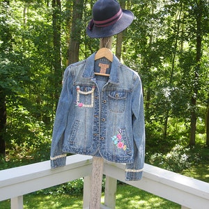 Small embellished denim jacket, upcycled Zena jean jacket, boho hippie denim short jacket, colorful jean jacket