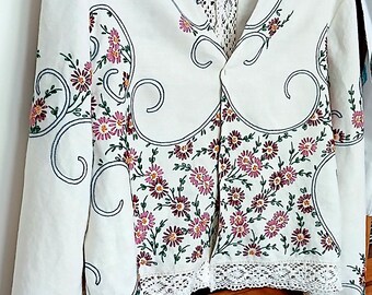 Plus size 3XL tablecloth top, tablecloth jacket, embroidered jacket, upcycled vintage linen,  long sleeve, sustainable clothes, slow fashion