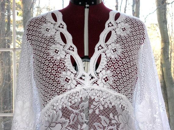 Vintage Snow White Lace Wedding Dress, Corset Low Back, Beach Boho Gypsy -  Etsy