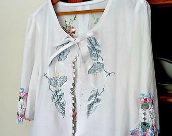 S-M Embroidered Pink and Blue Blouse, Vintage Linens Tie Front Blouse, Floral Jacket