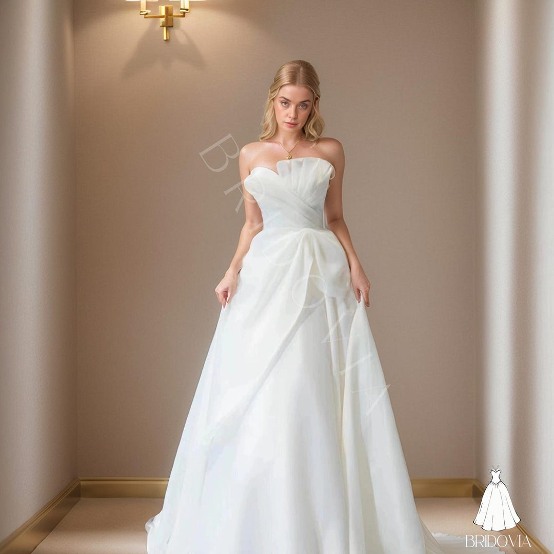 Elegant Strapless Wedding Dress - Timeless Wedding Dress, Couture ...