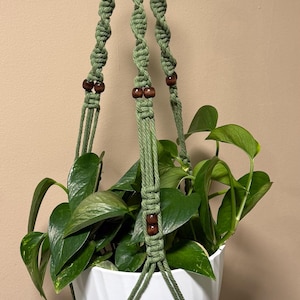 Macrame Plant Hanger – Handmade Boho Hanging Planter for Indoor Plants