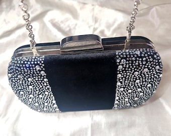 pochette vintage en velours Beth Jordan : sac à bandoulière rigide en cristal et bijoux