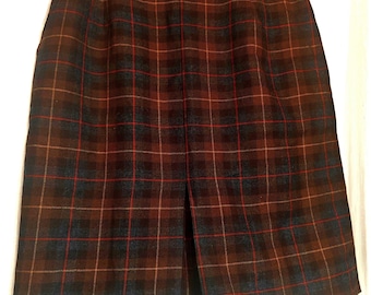 Vintage 80s Pure Wool Tartan Plaid Skirt: Dark Academia Preppy Style, Size M