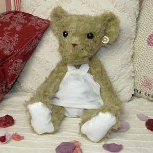 Handmade collectible teddy bear Marilyn, artist bear made in France, ooak teddy bear Marilyn Monroe in subway dress, unique gift for mom