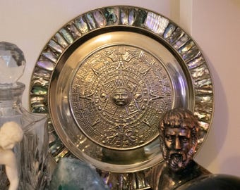 Vintage Aztec Calendar with Abalone Edge 11" Wall Plate (Mexican Alpaca Silver)
