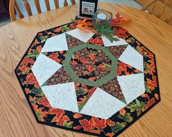 Quilted Fall Leaves Table Runner: Farmhouse Thanksgiving Decor