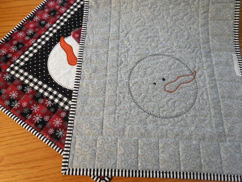 Quilted snowman table runner, Buffalo plaid winter home decor, Snowflakes, Christmas gift, Holiday present image 10