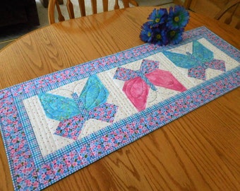 Quilted table runner, Butterfly, Summer Spring floral, Blue, Pink, Handmade in USA