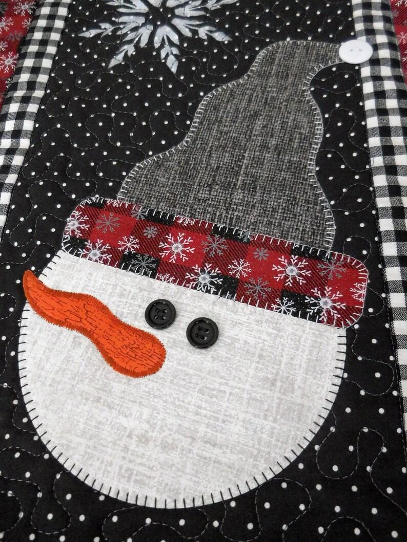 Quilted snowman table runner, Buffalo plaid winter home decor, Snowflakes, Christmas gift, Holiday present image 6