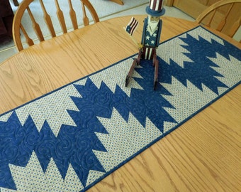 Quilted table runner, Stars, Blue home decor, Patriotic, Fourth of July, July 4th