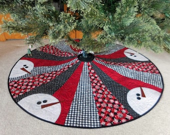 Quilted Christmas Tree Skirt, Buffalo Plaid, Red and Black, 45", Snowman, Winter, Holiday, Seasonal, Handmade in USA
