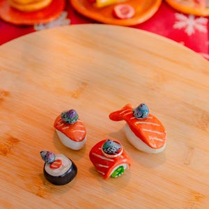 Pigeon on Sushi Ring Holder, Handmade Ring Organizer, Small Bird Desk Decor image 11