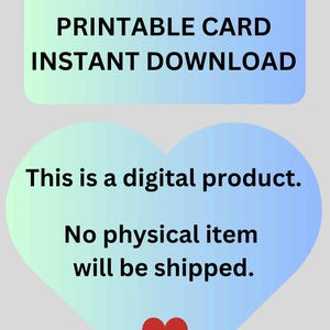 Pode incluir: Uma caneca de cer&acirc;mica branca com uma al&ccedil;a preta e o texto "But First, Coffee" em negrito preto. A caneca est&aacute; sobre um fundo desfocado, sugerindo um ambiente acolhedor.