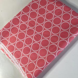 Destash FQ mini pearl bracelets in pink