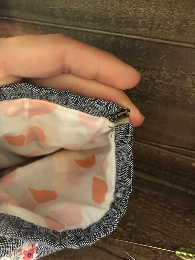 Flex Frame Puffy Pouch