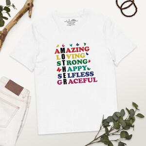 Camiseta MADRE – Cada letra es una fuerza, regalo perfecto para mamá, regalo para el Día de la Madre