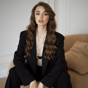 Two-Piece Suit Set – Blazer and Pants, Stylish Classic and Formal Business Suit for Women, Office Wear, Perfect for Formal Events
