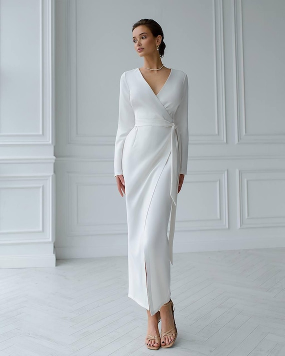 off the shoulder white satin dress Off-the-shoulder draped satin long midi dress 34 (FR) / White