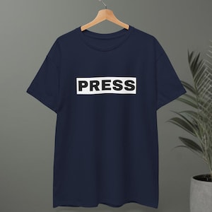 PRESS-tröja | Palestinsk merchandise Kyrie Irving inspirerad av journalisten Motaz Azaiza